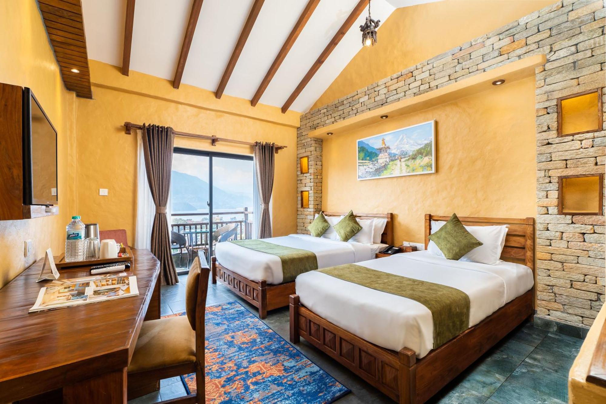 Bar Peepal Resort Покхара Экстерьер фото Deluxe Room